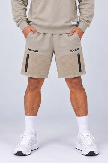 IN LOVE Nomad Relaxed Sweatshort - Cream